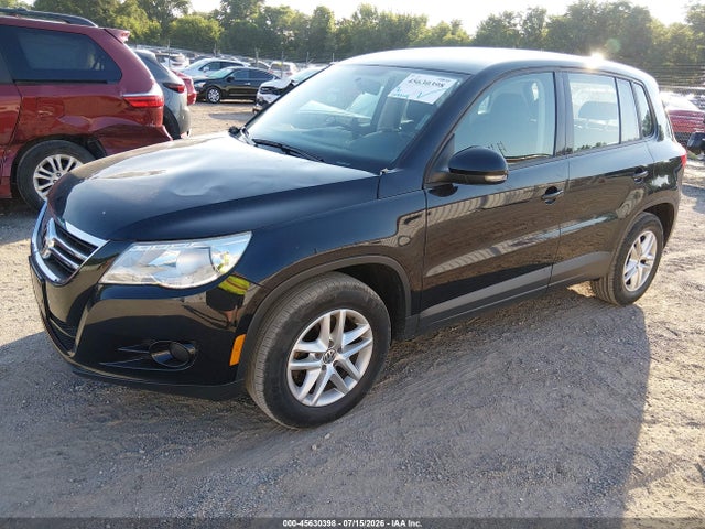 2011 Volkswagen Tiguan S მანქანა იყიდება აუქციონზე, vin: WVGBV7AX4BW519949, აუქციონის ნომერი: 45630398