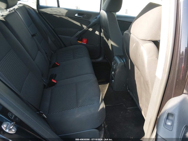 2011 Volkswagen Tiguan S მანქანა იყიდება აუქციონზე, vin: WVGBV7AX4BW519949, აუქციონის ნომერი: 45630398