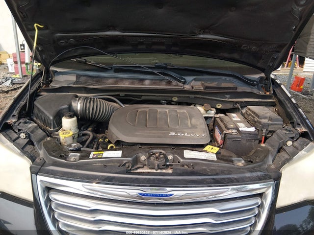45630437 :رقم المزاد ، 2C4RC1BG5DR722994 vin ، 2013 Chrysler Town & Country Touring مزاد بيع
