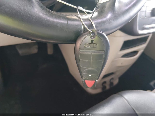 45630437 :رقم المزاد ، 2C4RC1BG5DR722994 vin ، 2013 Chrysler Town & Country Touring مزاد بيع