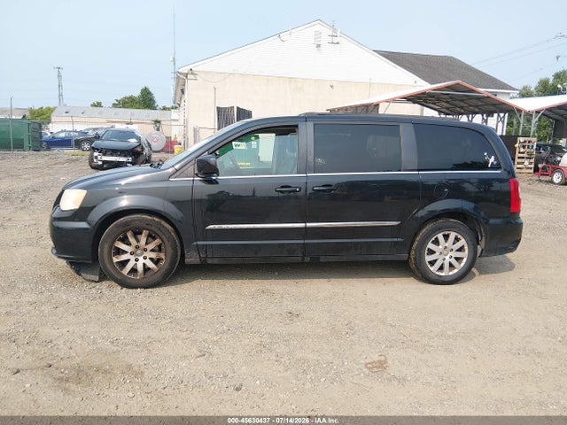 45630437 :رقم المزاد ، 2C4RC1BG5DR722994 vin ، 2013 Chrysler Town & Country Touring مزاد بيع