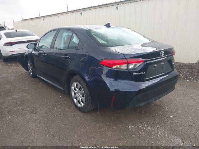 Toyota COROLLA LE 2026 5YFB4MDE6TP417840 Image 3