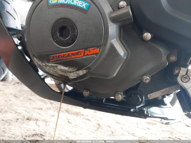 KTM 390 Duke 2018 MD2JPJ402JC276903 Image 15