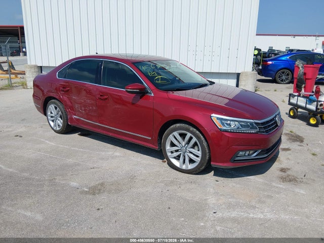 2017 Volkswagen Passat 1.8t Sel Premium მანქანა იყიდება აუქციონზე, vin: 1VWCT7A33HC064823, აუქციონის ნომერი: 45630550