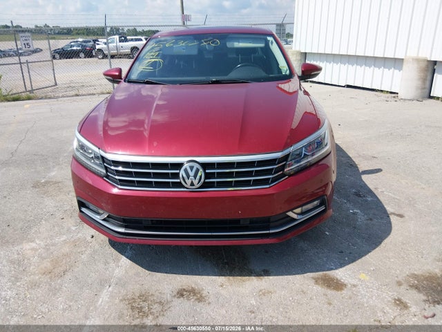 2017 Volkswagen Passat 1.8t Sel Premium მანქანა იყიდება აუქციონზე, vin: 1VWCT7A33HC064823, აუქციონის ნომერი: 45630550