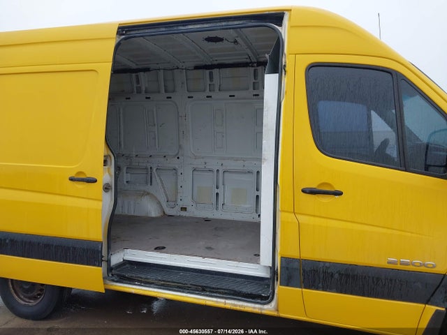 45630557 :رقم المزاد ، WD0PE745X75222127 vin ، 2007 Dodge Sprinter Van 2500 مزاد بيع