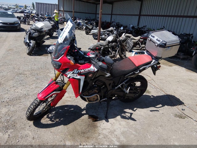 Honda CRF1000 2017 JH2SD0444HK101270 Image 2