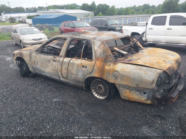 Продаж на аукціоні авто 2001 Mercury Grand Marquis Ls, vin: 2MEFM75W91X686397, номер лоту: 45630601