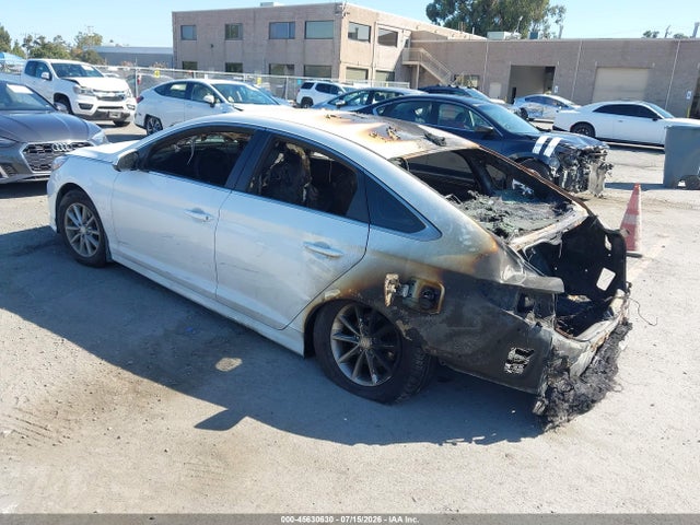 Hyundai SONATA SE 2018 5NPE24AF4JH704510 Image 3