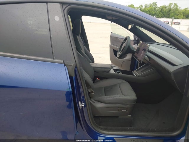 Продажа на аукционе авто 2026 Tesla Model Y All-wheel Drive/long Range Launch Series/premium All-wheel Drive, vin: 7SAYGAEE8TF628454, номер лота: 45630651