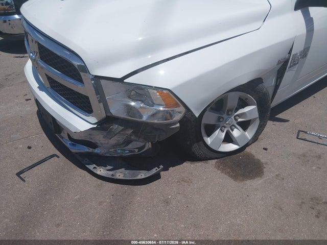 2019 Ram 1500 Classic Tradesman  4x4 6'4 Box მანქანა იყიდება აუქციონზე, vin: 1C6RR7FT2KS716985, აუქციონის ნომერი: 45630654