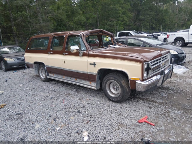 1988 Chevrolet Suburban R1 მანქანა იყიდება აუქციონზე, vin: 1GNER16K2JF108488, აუქციონის ნომერი: 45630698