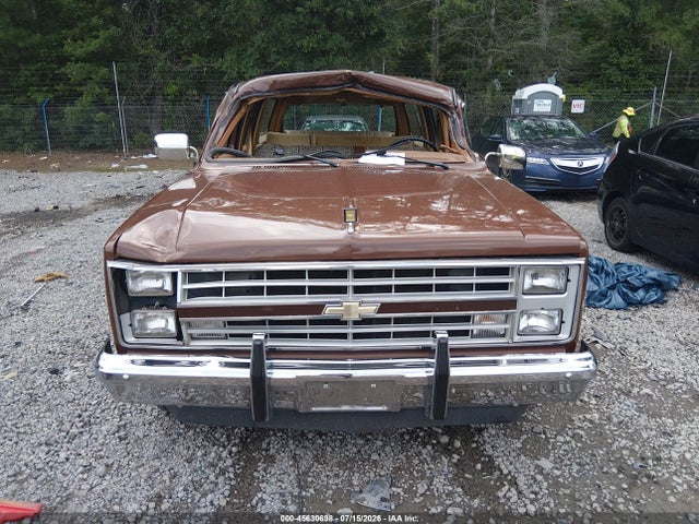 1988 Chevrolet Suburban R1 მანქანა იყიდება აუქციონზე, vin: 1GNER16K2JF108488, აუქციონის ნომერი: 45630698