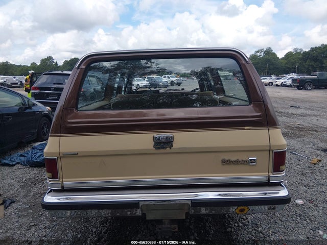 1988 Chevrolet Suburban R1 მანქანა იყიდება აუქციონზე, vin: 1GNER16K2JF108488, აუქციონის ნომერი: 45630698