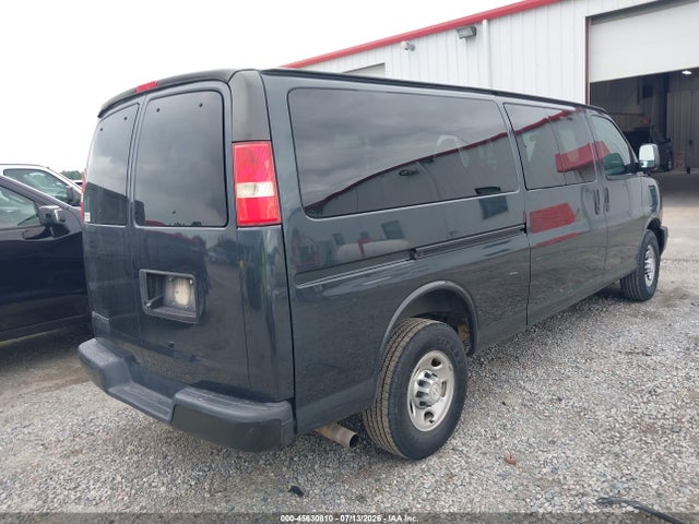 Chevrolet Express 3500 Ls 2017 1GAZGNFG5H1291713 Image 4