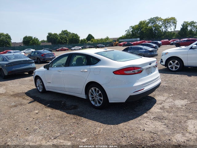 Ford Fusion Hybrid Se 2019 3FA6P0LU7KR137739 Image 3