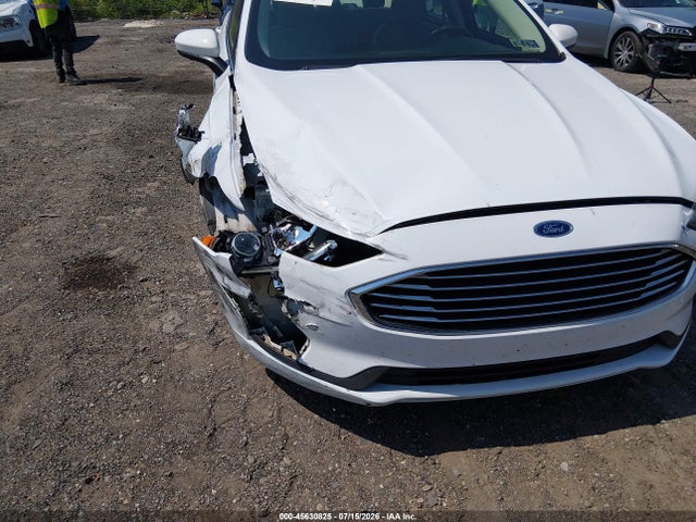Ford Fusion Hybrid Se 2019 3FA6P0LU7KR137739 Image 6
