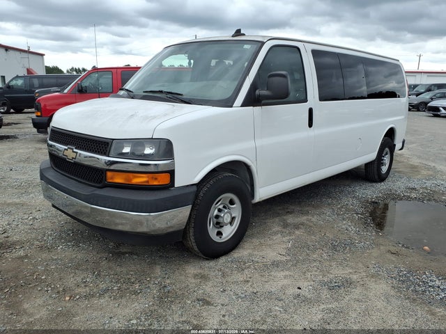 Chevrolet Express 3500 Lt 2017 1GAZGPFG1H1289372 Image 2