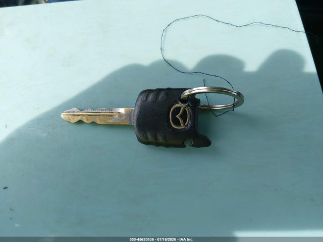 45630836 :رقم المزاد ، 4F4YR16V23TM11332 vin ، 2003 Mazda B3000 Ds مزاد بيع