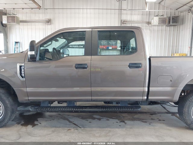 1FT8W3B69KEE75348 Ford F-350 Xl