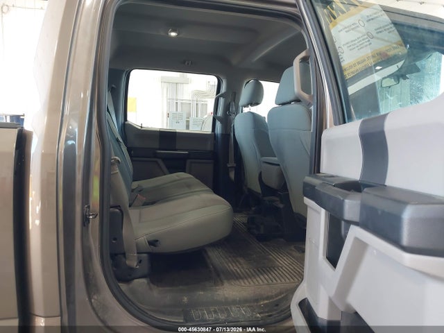 1FT8W3B69KEE75348 Ford F-350 Xl
