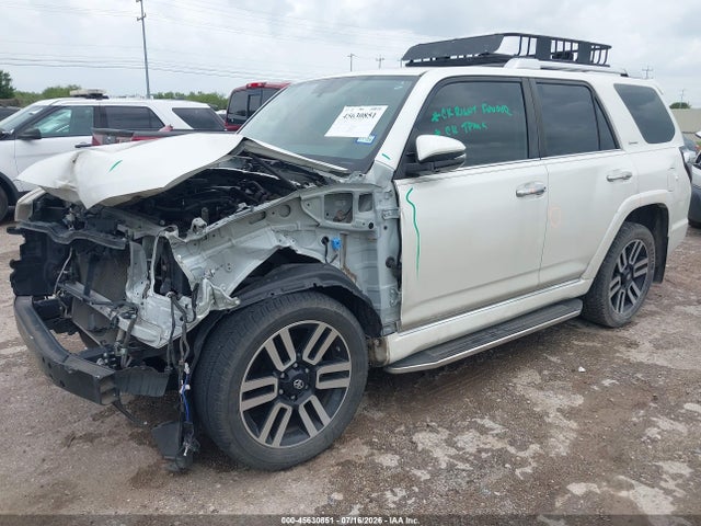 Toyota 4runner Limited 2018 JTEZU5JR2J5174609 Image 2