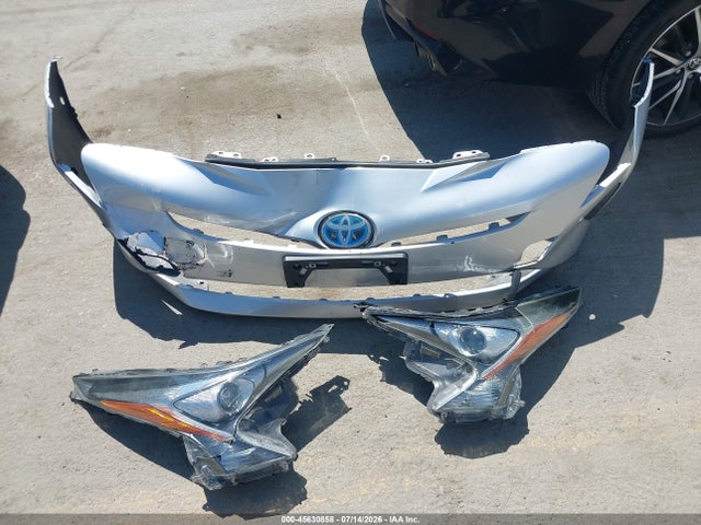 Toyota Prius Two 2018 JTDKBRFU0J3590699 Image 12