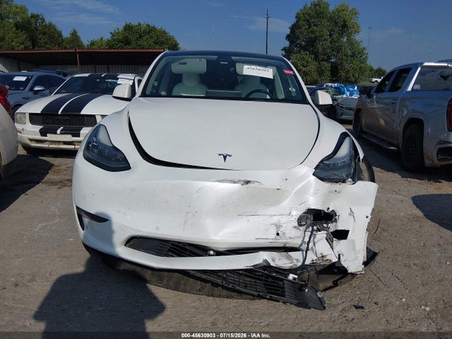 Продаж на аукціоні авто 2021 Tesla Model Y Long Range Dual Motor All-wheel Drive, vin: 5YJYGDEE2MF202582, номер лоту: 45630903