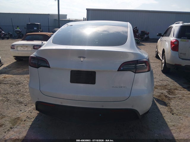 Продаж на аукціоні авто 2021 Tesla Model Y Long Range Dual Motor All-wheel Drive, vin: 5YJYGDEE2MF202582, номер лоту: 45630903