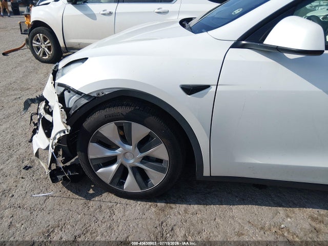 Продаж на аукціоні авто 2021 Tesla Model Y Long Range Dual Motor All-wheel Drive, vin: 5YJYGDEE2MF202582, номер лоту: 45630903