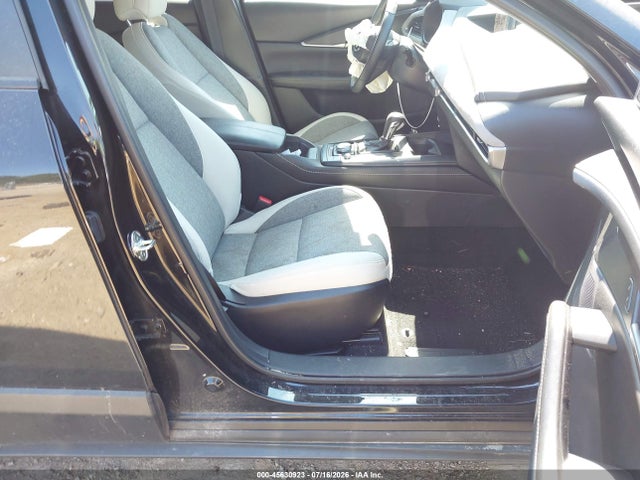 45630923 :رقم المزاد ، 3MVDMBCL7TM114083 vin ، 2026 Mazda Cx-30 2.5 S Aire Edition مزاد بيع