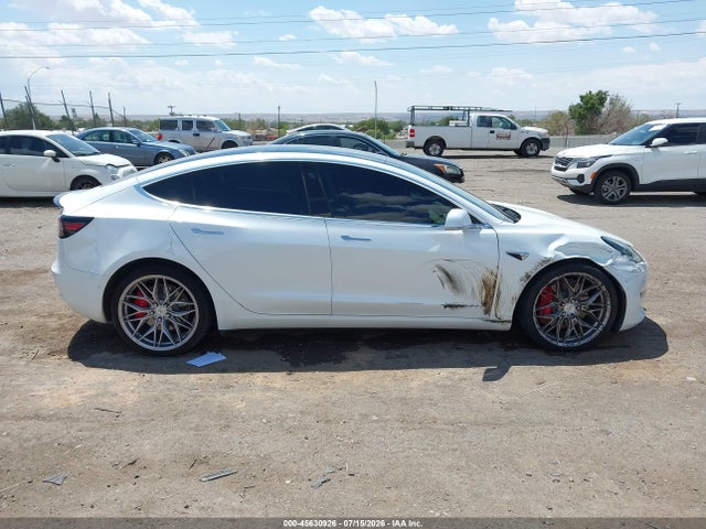 45630926 :رقم المزاد ، 5YJ3E1EB4KF513934 vin ، 2019 Tesla Model 3 Long Range/performance مزاد بيع