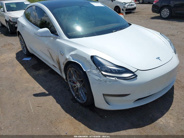 45630926 :رقم المزاد ، 5YJ3E1EB4KF513934 vin ، 2019 Tesla Model 3 Long Range/performance مزاد بيع
