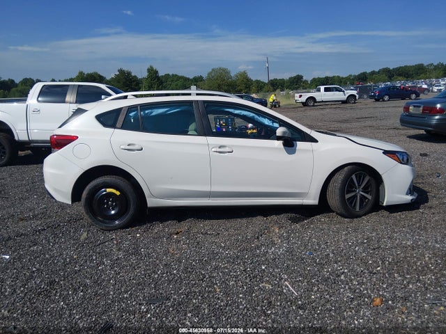 45630958 :رقم المزاد ، 4S3GTAV66N3715640 vin ، 2022 Subaru Impreza Premium 5-door مزاد بيع
