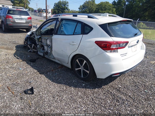 45630958 :رقم المزاد ، 4S3GTAV66N3715640 vin ، 2022 Subaru Impreza Premium 5-door مزاد بيع