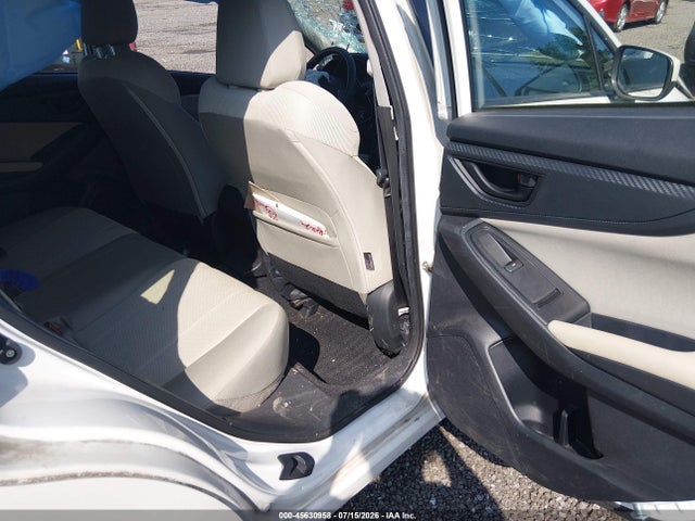 45630958 :رقم المزاد ، 4S3GTAV66N3715640 vin ، 2022 Subaru Impreza Premium 5-door مزاد بيع