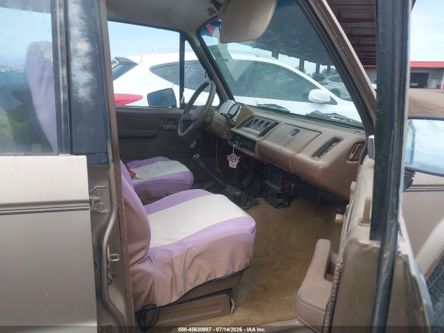 1991 Isuzu Trooper მანქანა იყიდება აუქციონზე, vin: JACCH58R5M8912201, აუქციონის ნომერი: 45630987