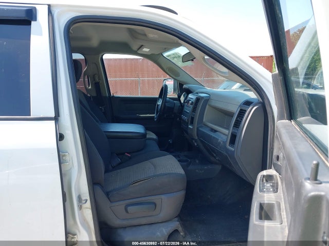 45630992 :رقم المزاد ، 3D7TT2CT1BG550401 vin ، 2011 Ram Ram 2500 St مزاد بيع