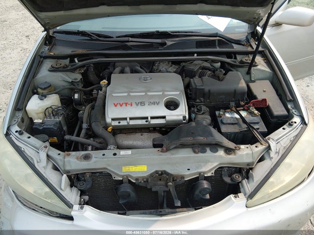 45631050 :رقم المزاد ، 4T1BF30KX5U087671 vin ، 2005 Toyota Camry Xle V6 مزاد بيع