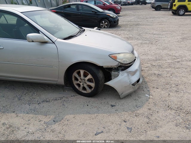 45631050 :رقم المزاد ، 4T1BF30KX5U087671 vin ، 2005 Toyota Camry Xle V6 مزاد بيع