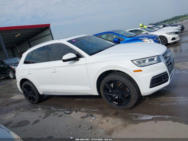 Продажа на аукционе авто 2018 Audi Q5 2.0t Premium/2.0t Tech Premium, vin: WA1BNAFY0J2092093, номер лота: 45631051