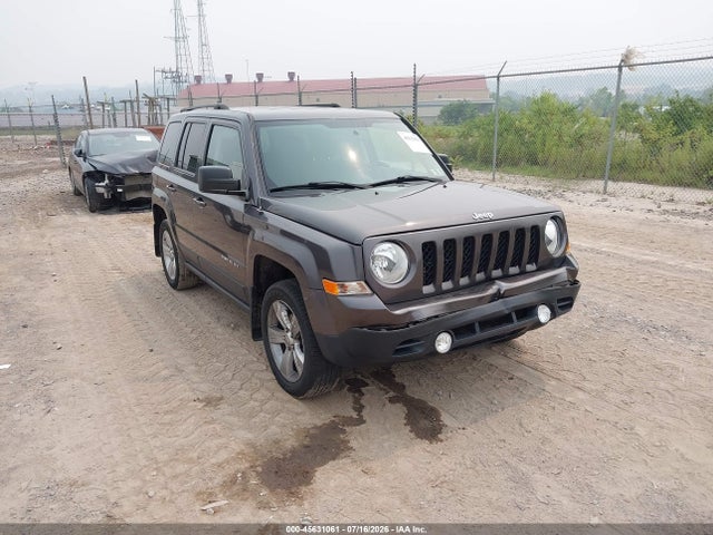 2016 Jeep Patriot Latitude მანქანა იყიდება აუქციონზე, vin: 1C4NJRFB7GD627829, აუქციონის ნომერი: 45631061