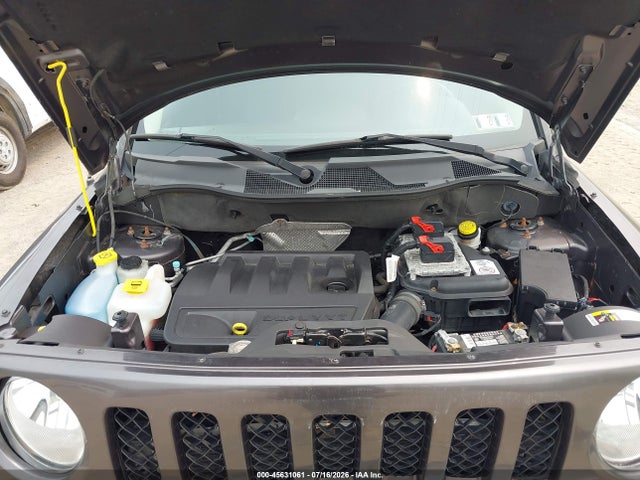 2016 Jeep Patriot Latitude მანქანა იყიდება აუქციონზე, vin: 1C4NJRFB7GD627829, აუქციონის ნომერი: 45631061