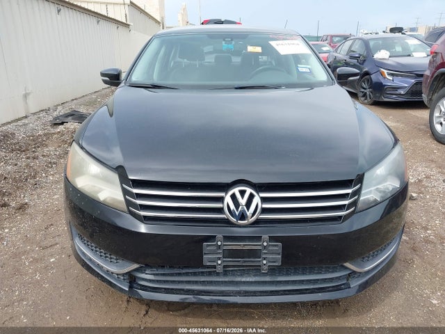 2013 Volkswagen Passat 2.5l Se მანქანა იყიდება აუქციონზე, vin: 1VWBH7A34DC094274, აუქციონის ნომერი: 45631064