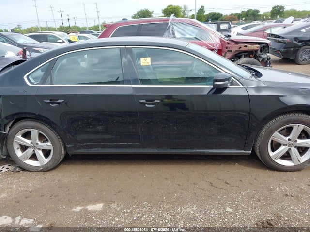 2013 Volkswagen Passat 2.5l Se მანქანა იყიდება აუქციონზე, vin: 1VWBH7A34DC094274, აუქციონის ნომერი: 45631064