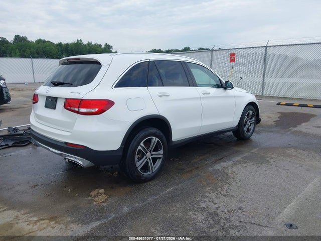 45631077 :رقم المزاد ، WDC0G4KB5HF122387 vin ، 2017 Mercedes-benz Glc 300 4matic مزاد بيع