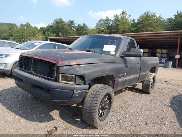 45631108 :رقم المزاد ، 1B7HF16Z5WS577956 vin ، 1998 Dodge Ram 1500 St مزاد بيع