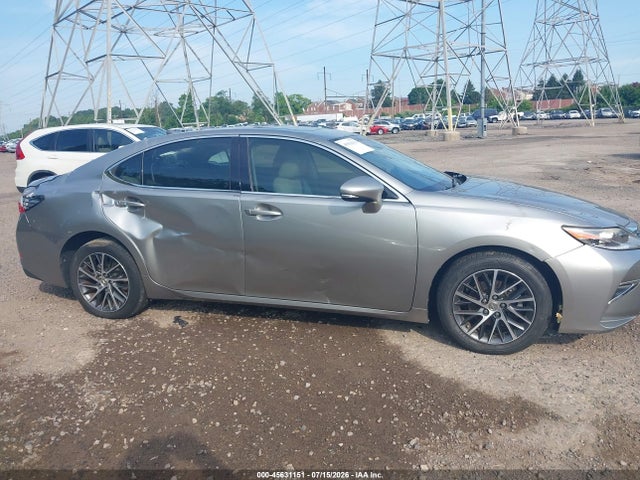 Lexus ES 350 2016 JTHBK1GG1G2214004 Image 14