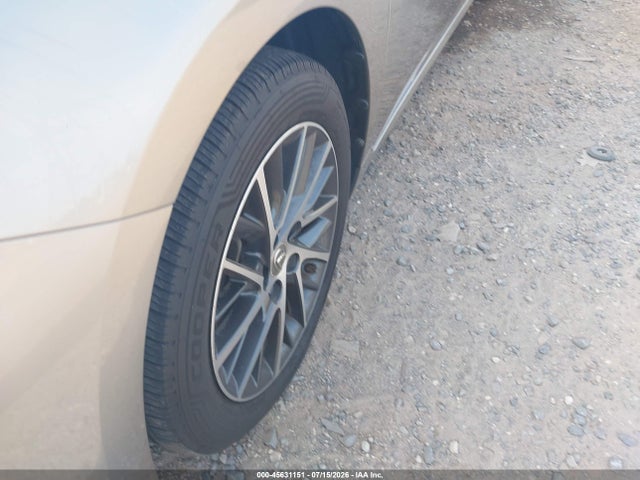 Lexus ES 350 2016 JTHBK1GG1G2214004 Image 12