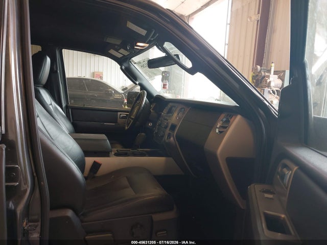 Продажа на аукционе авто 2016 Ford Expedition Xlt, vin: 1FMJU1JT9GEF35909, номер лота: 45631205